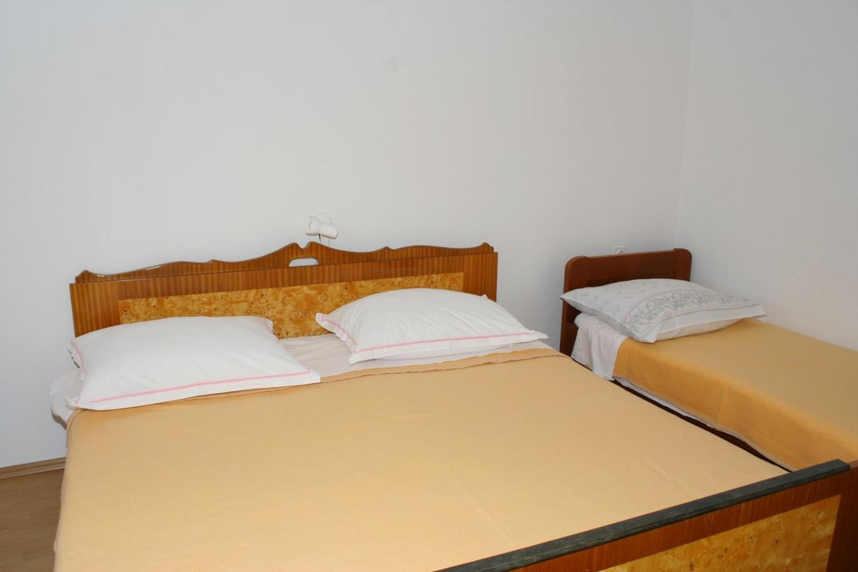 Apartments By The Sea Podgora, Makarska - 518 Стая снимка